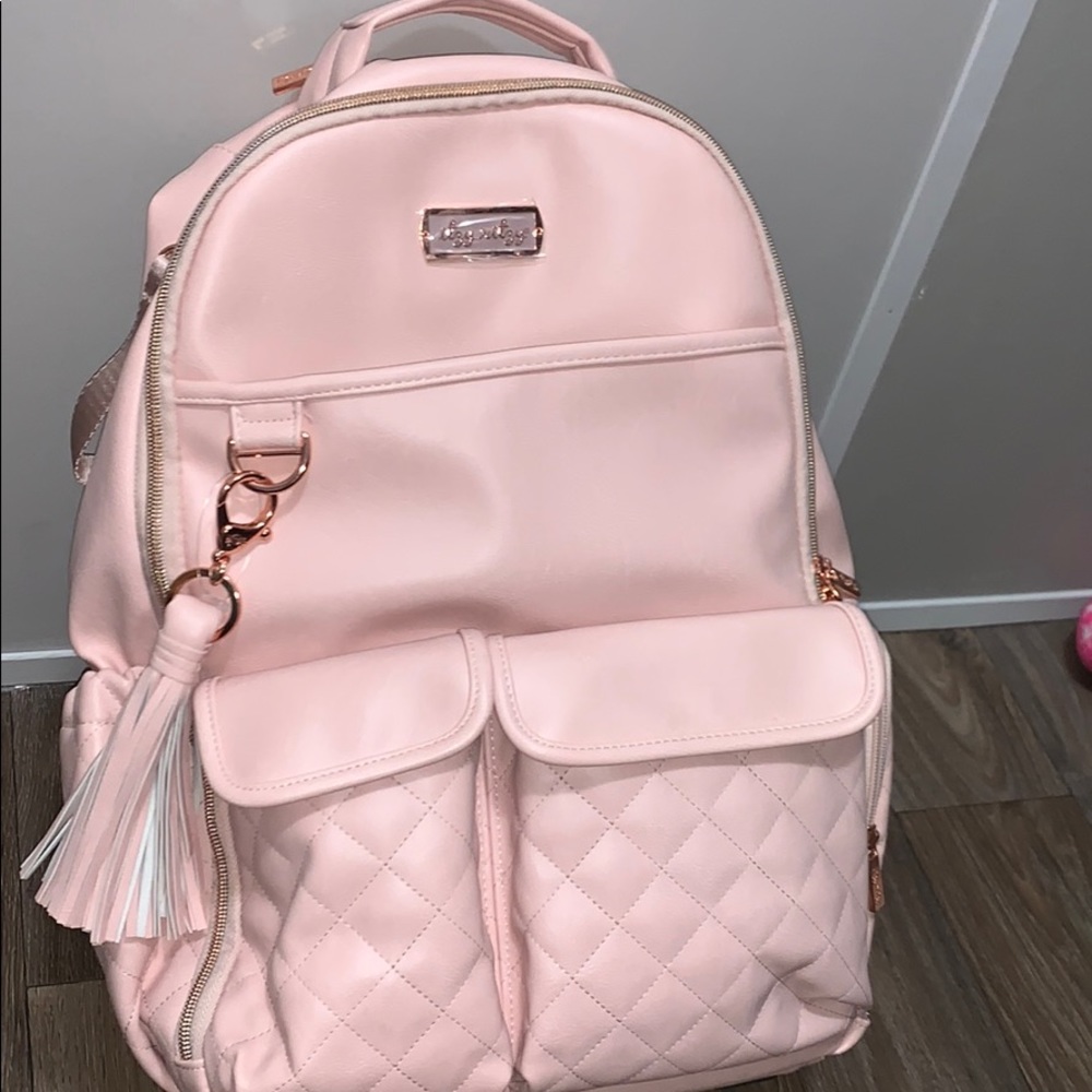 Itzy ritzy boss backpack